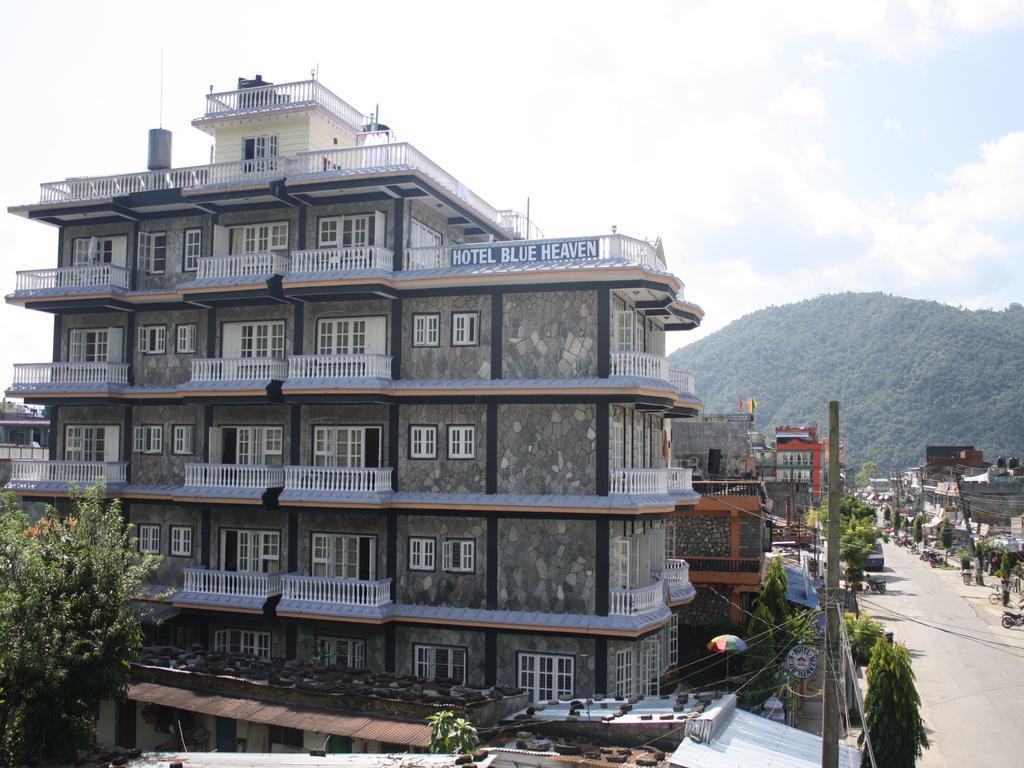 Hotel Blue Heaven Pokhara Extérieur photo